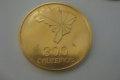 ブラジル独立150年記念300クルゼイロ金貨