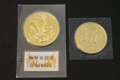 御即位記念10万円金貨 + 御在位10万円金貨