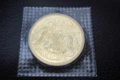 昭和天皇御在位60年記念10万円金貨