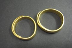 ペアの海外製の指輪