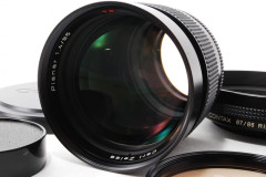 Contax-Carl-Zeiss-Planar-85mm-F1.4