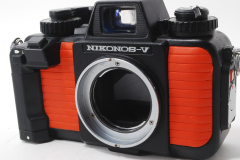 NIKONOS-V